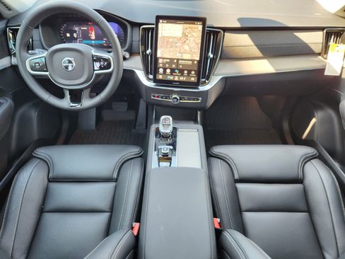 New 2026 Volvo XC90 B6 Ultra w/ Protection Package Premier AWD/4WD image 24