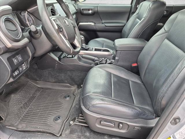 Used 2021 Toyota Tacoma Limited AWD/4WD image 17