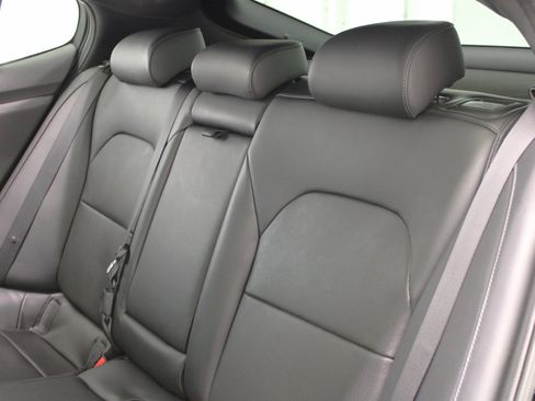 Used 2019 Kia Stinger GT image 37