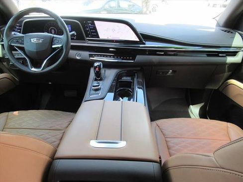 Certified 2024 Cadillac Escalade Sport w/ LPO, ONYX Package AWD/4WD image 14