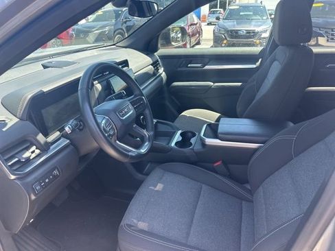 Used 2025 GMC Terrain Elevation image 6