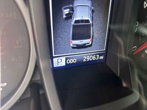 Used 2023 Toyota Tacoma TRD Sport image 19