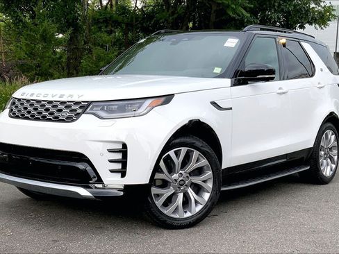 New 2026 Land Rover Discovery Limited Edition AWD/4WD image 1