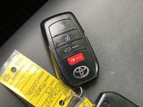 Used 2023 Toyota Corolla XSE w/ Carpet Mat Package (TMS) FWD image 31