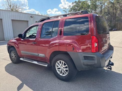 Used 2015 Nissan Xterra S w/ Value Package image 19