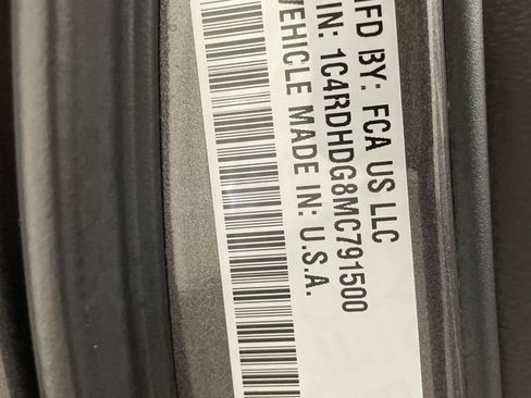 Certified 2021 Dodge Durango GT w/ Blacktop Package RWD image 31