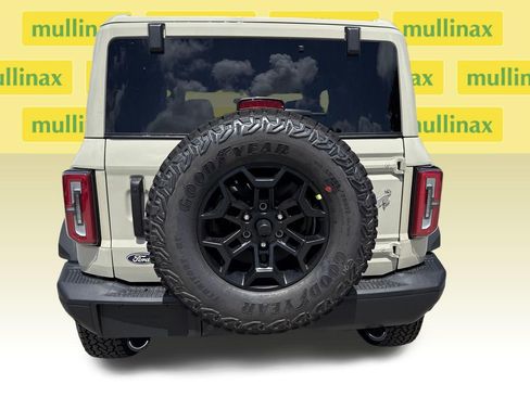 New 2026 Ford Bronco Badlands AWD/4WD image 14