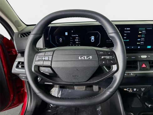 Certified 2025 Kia K4 EX FWD image 12