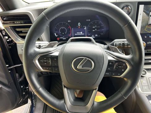Used 2024 Lexus GX 550 w/ Accessory Package (Z1) AWD/4WD image 20