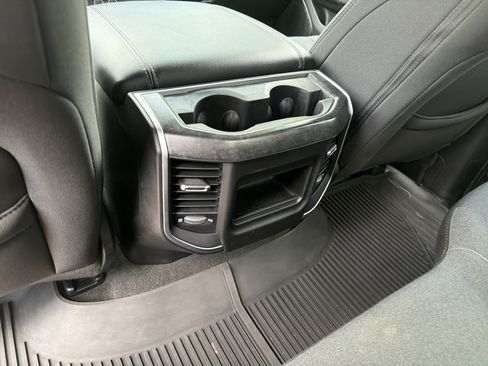 Used 2022 RAM 1500 Big Horn AWD/4WD image 12