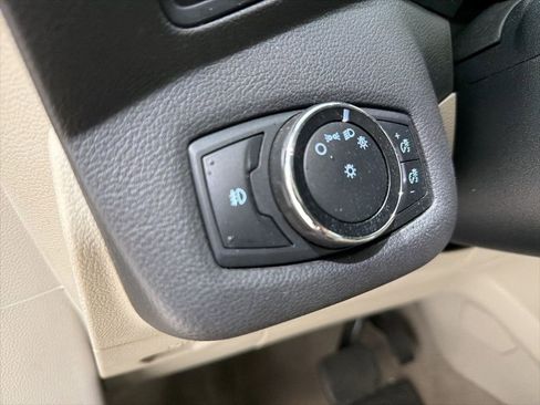 Used 2014 Ford C-MAX SEL w/ Equipment Group 302A image 12