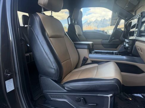 Used 2024 Ford F350 Lariat image 19