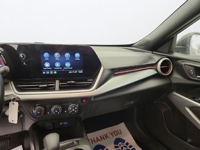 Used 2025 Chevrolet Trax RS w/ Driver Confidence Package FWD image 18