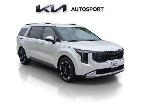 New 2026 Kia Carnival EX FWD image 3