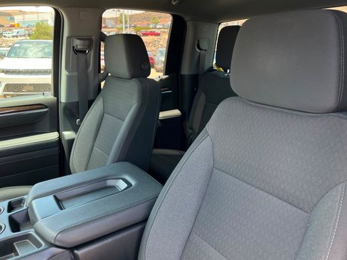 Used 2026 GMC Sierra 1500 Elevation w/ Elevation Select Package AWD/4WD image 17