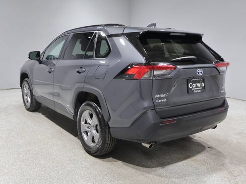 Used 2024 Toyota RAV4 LE AWD/4WD image 6