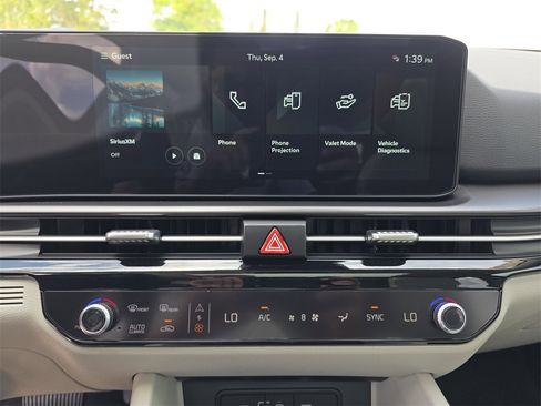 New 2026 Kia Sportage EX w/ EX Panorama Roof Package image 24