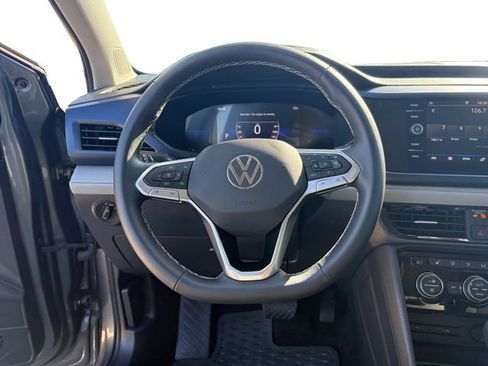 New 2024 Volkswagen Taos SE image 12