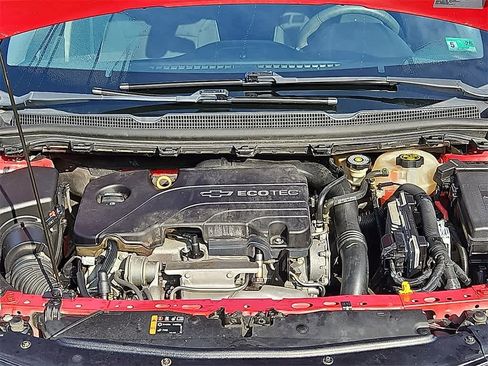 Used 2017 Chevrolet Cruze LS image 20