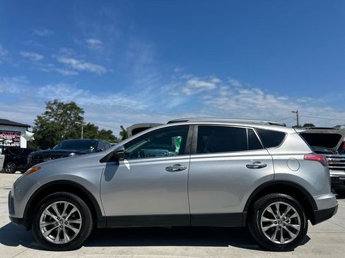 Used 2017 Toyota RAV4 Limited FWD image 4
