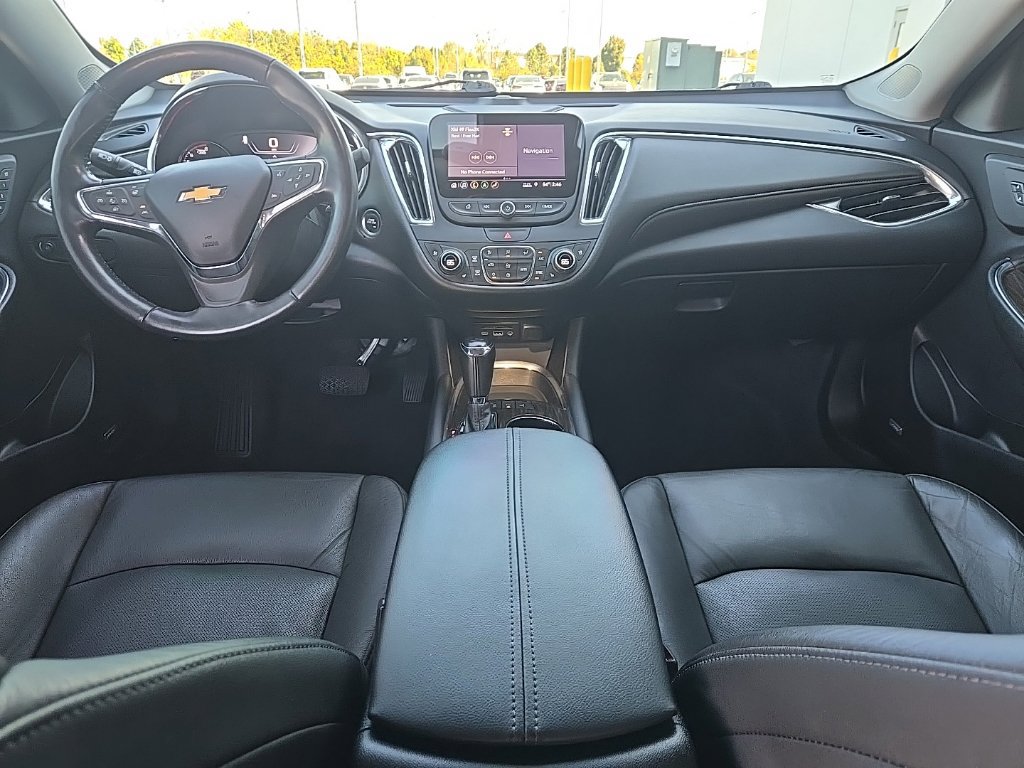 Used 2019 Chevrolet Malibu Premier w/ Sun and Wheel Package FWD image 39