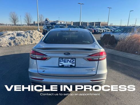 Used 2020 Ford Fusion Titanium image 4