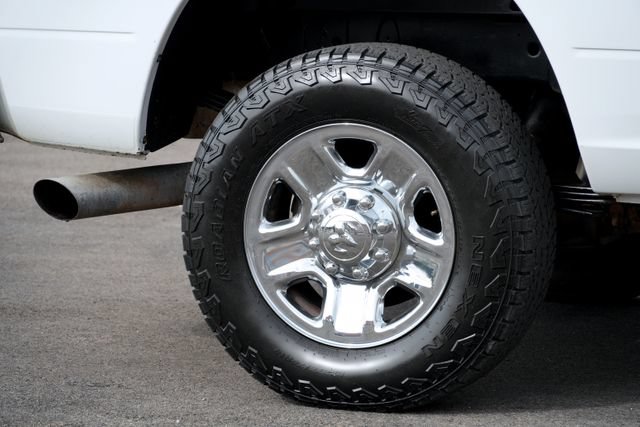 Used 2018 RAM 3500 Tradesman w/ Chrome Appearance Group AWD/4WD image 18
