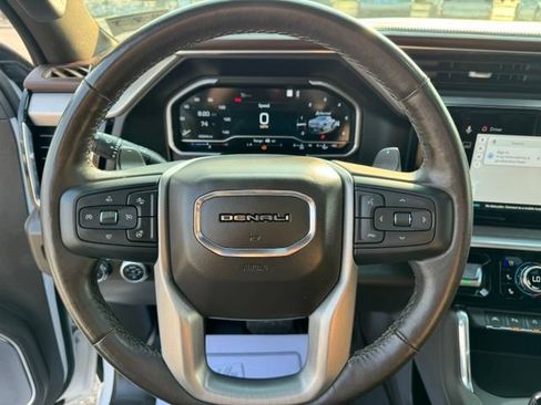 Used 2022 GMC Sierra 1500 Denali AWD/4WD image 18