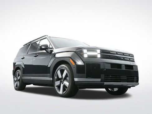 Used 2025 Hyundai Santa Fe Limited FWD image 29