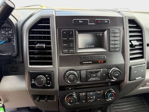 Used 2017 Ford F250 XL w/ Power Equipment Group AWD/4WD image 14