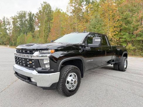 Used 2021 Chevrolet Silverado 3500 LT w/ All Star Edition image 3