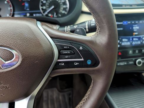 Used 2019 INFINITI QX50 Essential w/ Sensory Package image 20