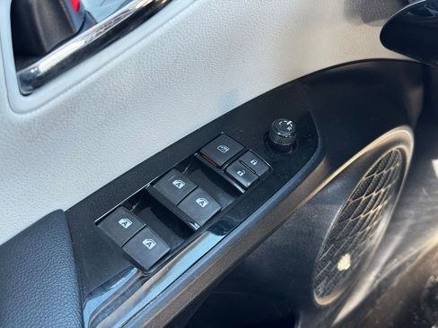 Used 2016 Toyota Prius Four image 35