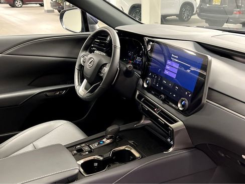 New 2026 Lexus RX 350h AWD/4WD image 33