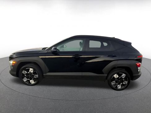 Used 2025 Hyundai Kona SEL image 9