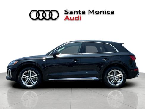 Used 2022 Audi Q5 e Premium w/ Convenience Package AWD/4WD image 5