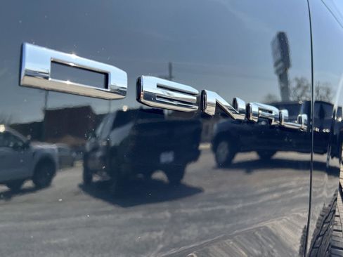 New 2026 GMC Yukon Denali image 3