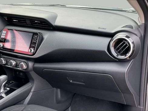 Used 2024 Nissan Kicks SV FWD image 16
