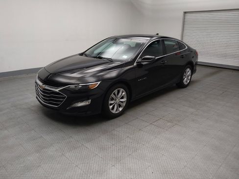 Used 2024 Chevrolet Malibu LT FWD image 2
