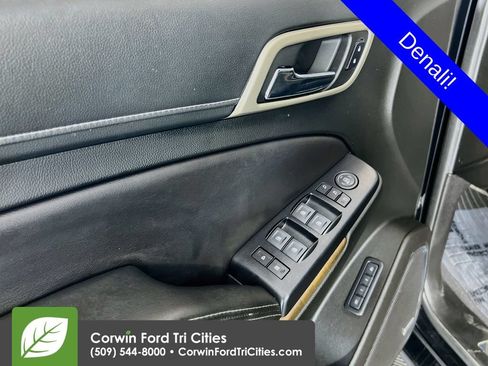 Used 2019 GMC Yukon Denali AWD/4WD image 12