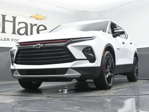 Used 2024 Chevrolet Blazer LT w/ Sound & Technology Package FWD image 57