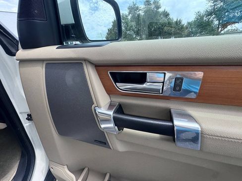 Used 2010 Land Rover LR4 HSE LUX AWD/4WD image 57
