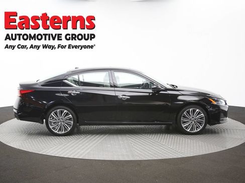 Used 2024 Nissan Altima 2.5 SL AWD/4WD image 45