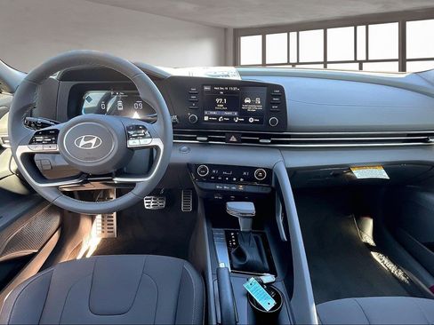 New 2026 Hyundai Elantra Sport image 5