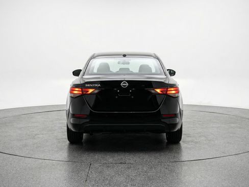 Used 2025 Nissan Sentra SV image 7