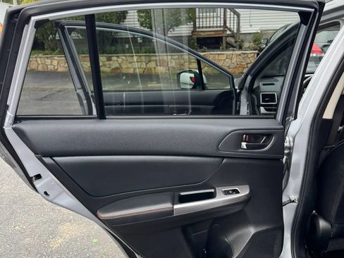 Used 2016 Subaru Crosstrek 2.0i Limited AWD/4WD image 30