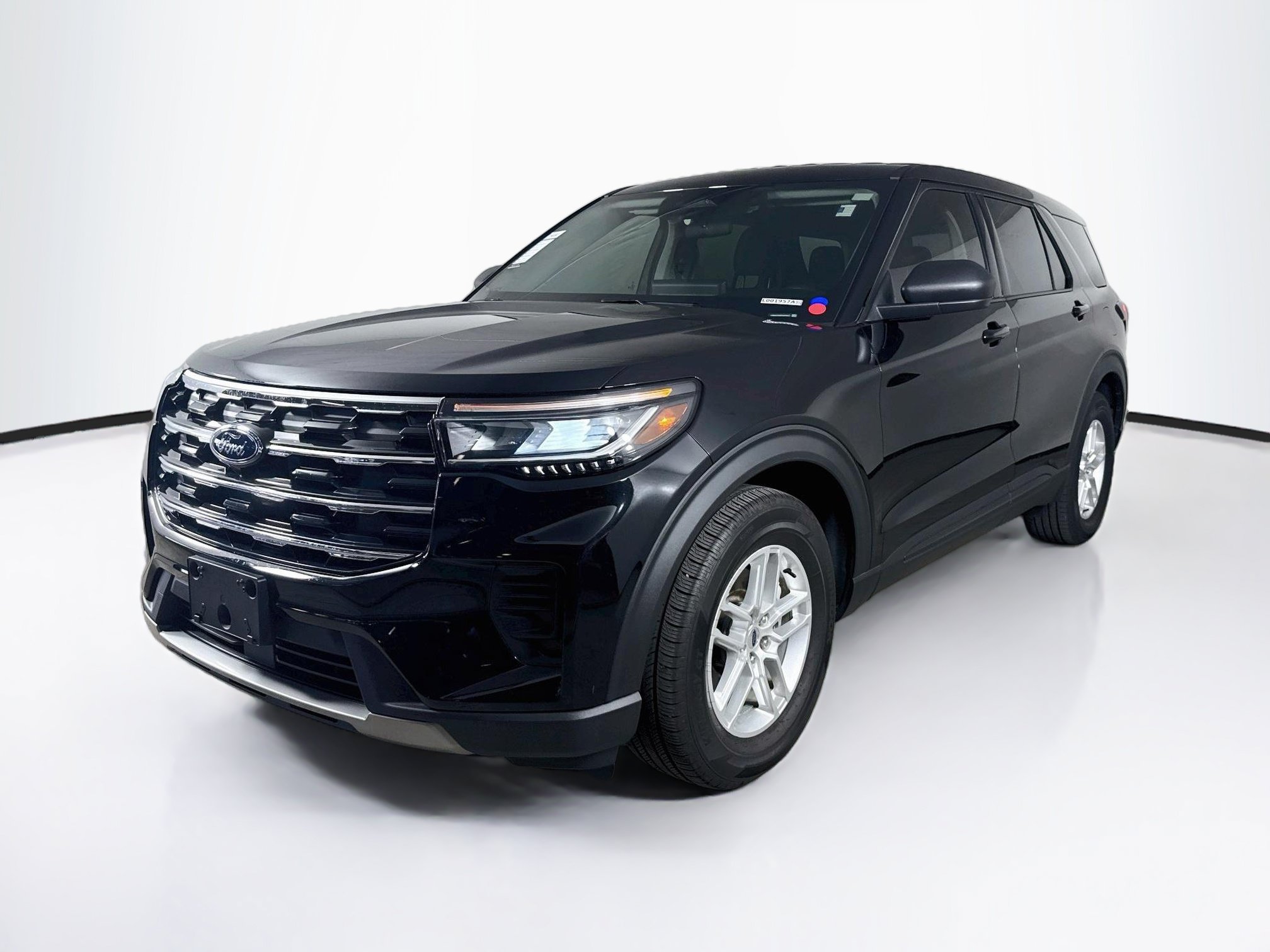 Used 2026 Ford Explorer Active RWD image 4