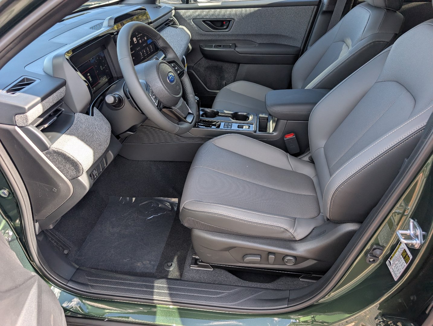 New 2026 Subaru Outback Limited AWD/4WD image 10