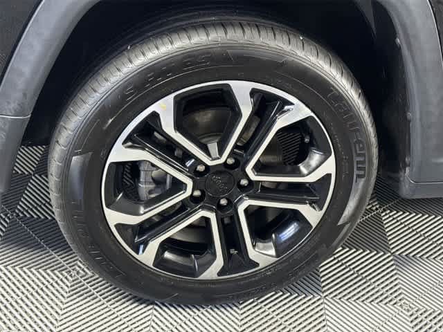 Used 2022 Jeep Compass Limited AWD/4WD image 10