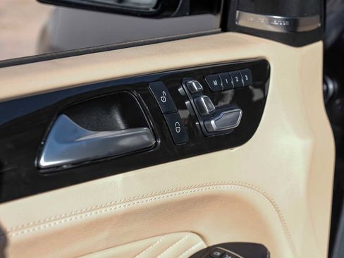 Used 2019 Mercedes-Benz GLE 43 AMG AMG GLE 43 image 47